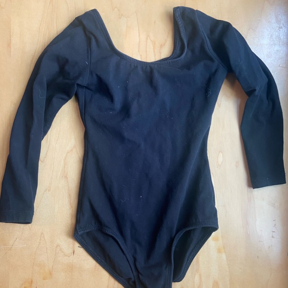 Bundle of 5 leotards. Child size 4/5. - Picture 7 of 7